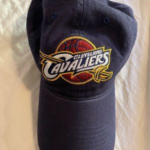 NWT cavs hat